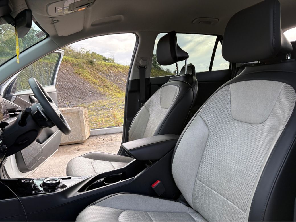 2023 Kia Niro
