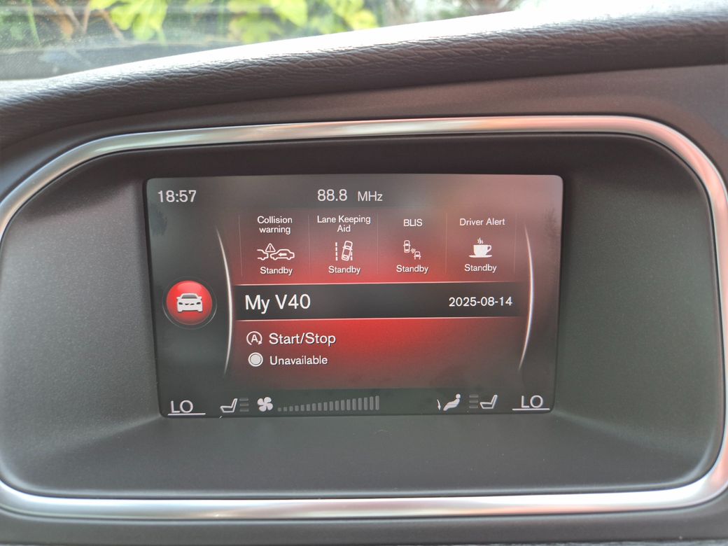 2018 Volvo V40