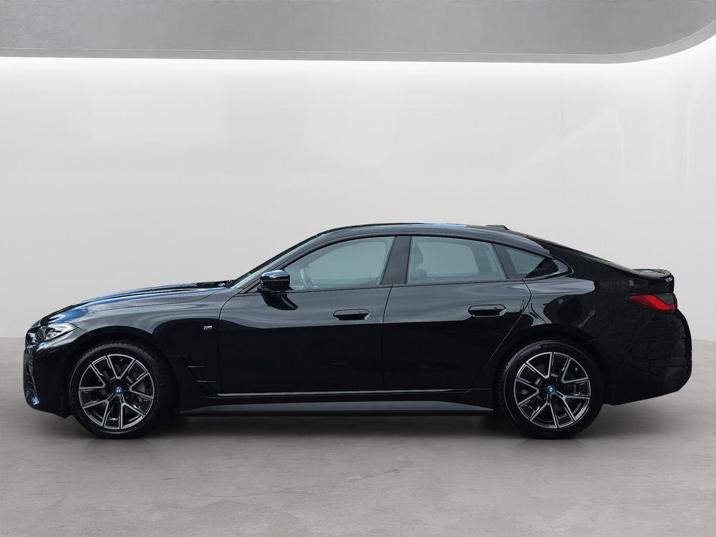 2023 BMW i4