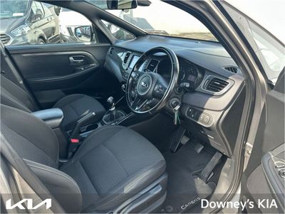 2017 Kia Carens