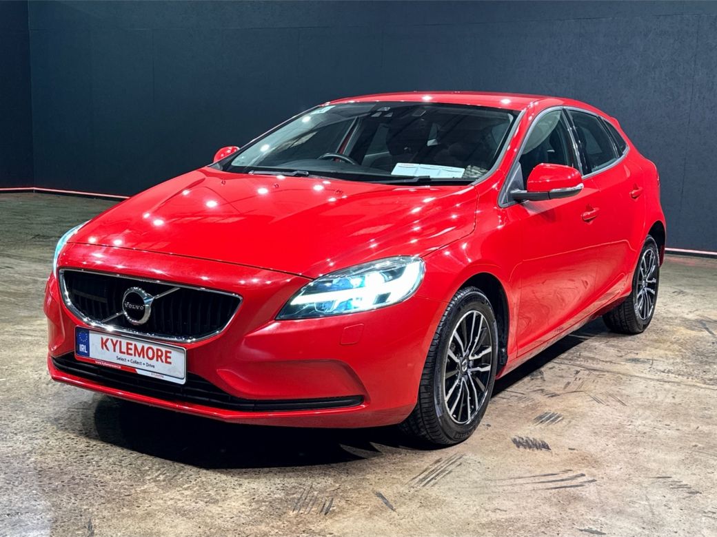 2018 Volvo V40