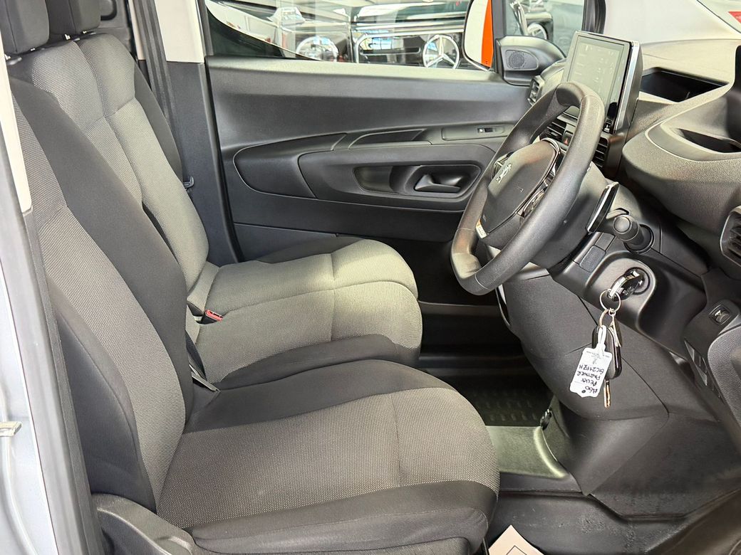 2021 Peugeot Partner
