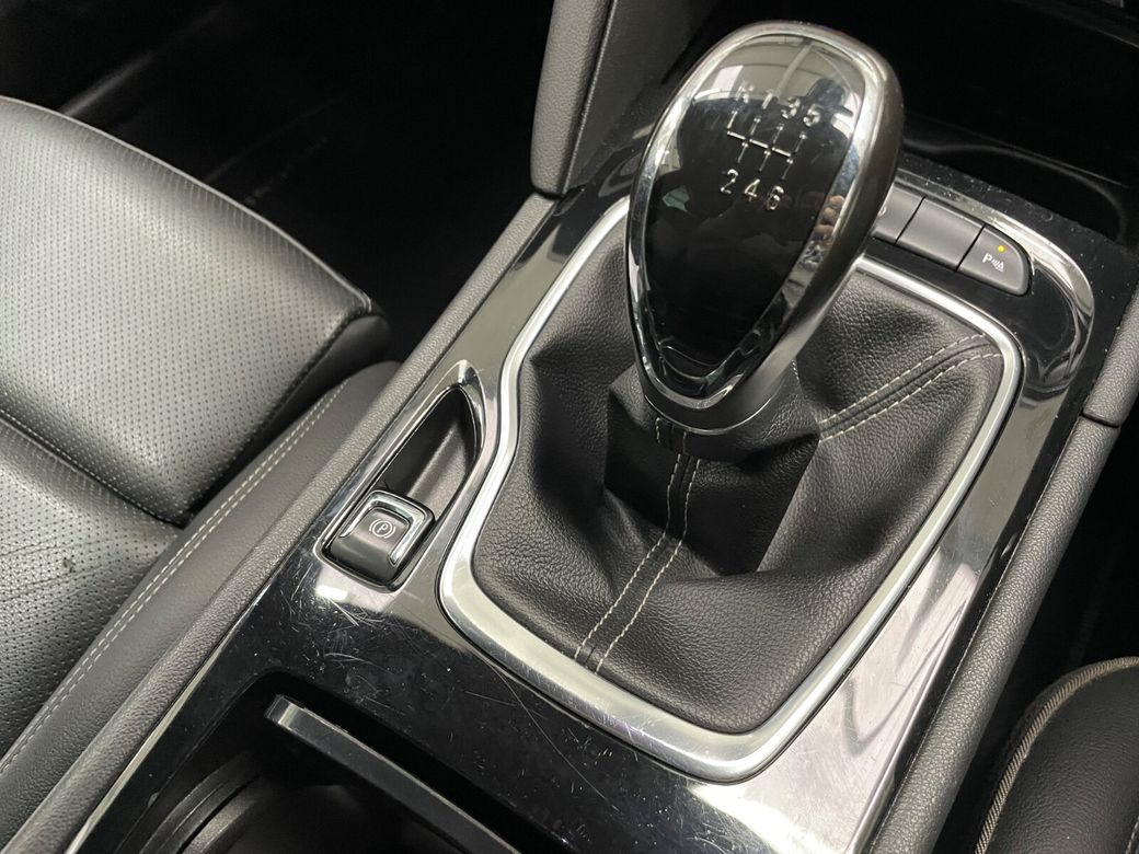 2018 Vauxhall Insignia