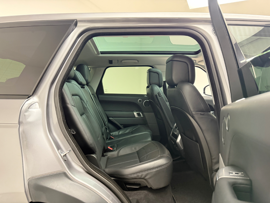 2020 Land Rover Range Rover Sport