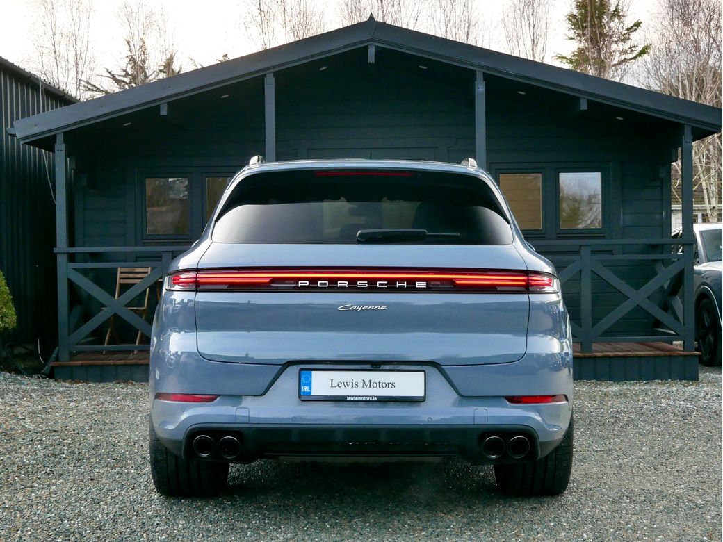 2025 Porsche Cayenne