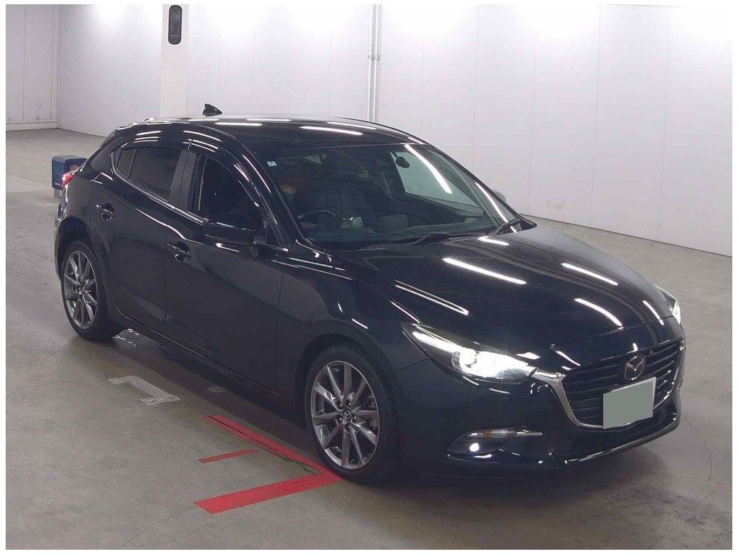 2018 Mazda Axela