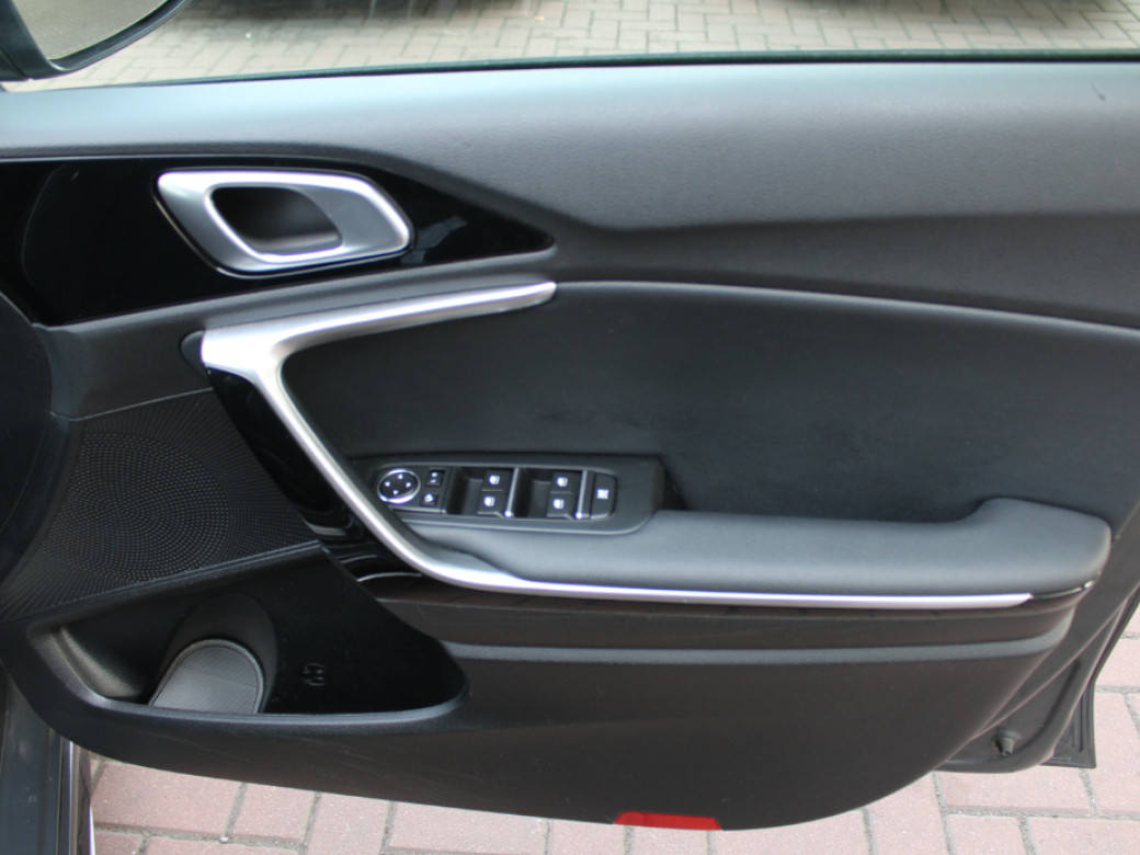 2023 Kia Ceed