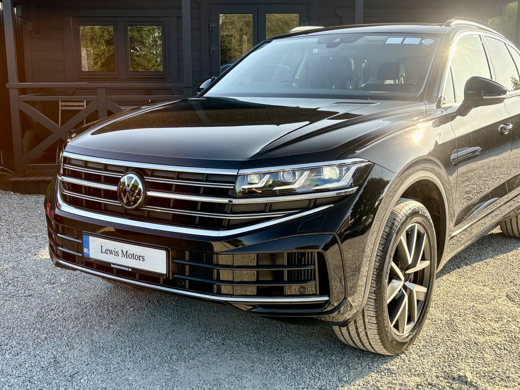 2024 Volkswagen Touareg