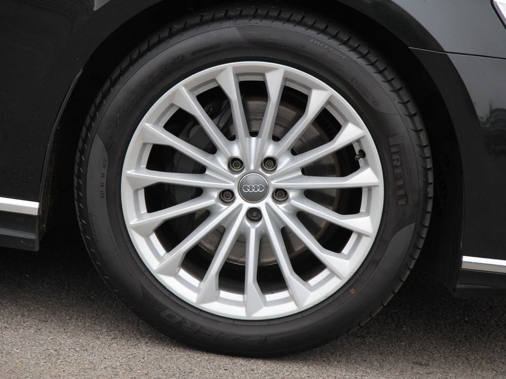 2019 Audi A8