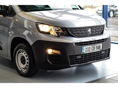 2023 Peugeot Partner