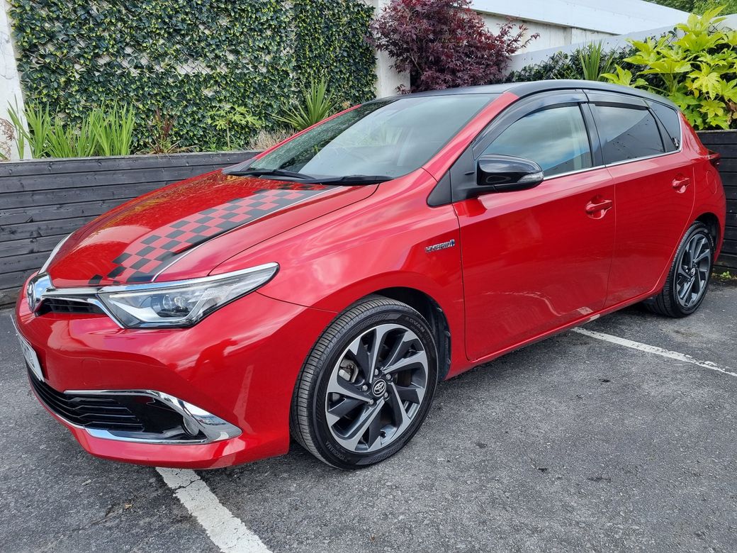 2016 Toyota Auris