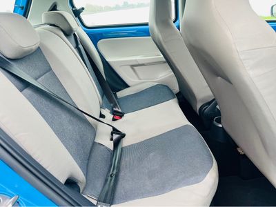 2015 Volkswagen up!