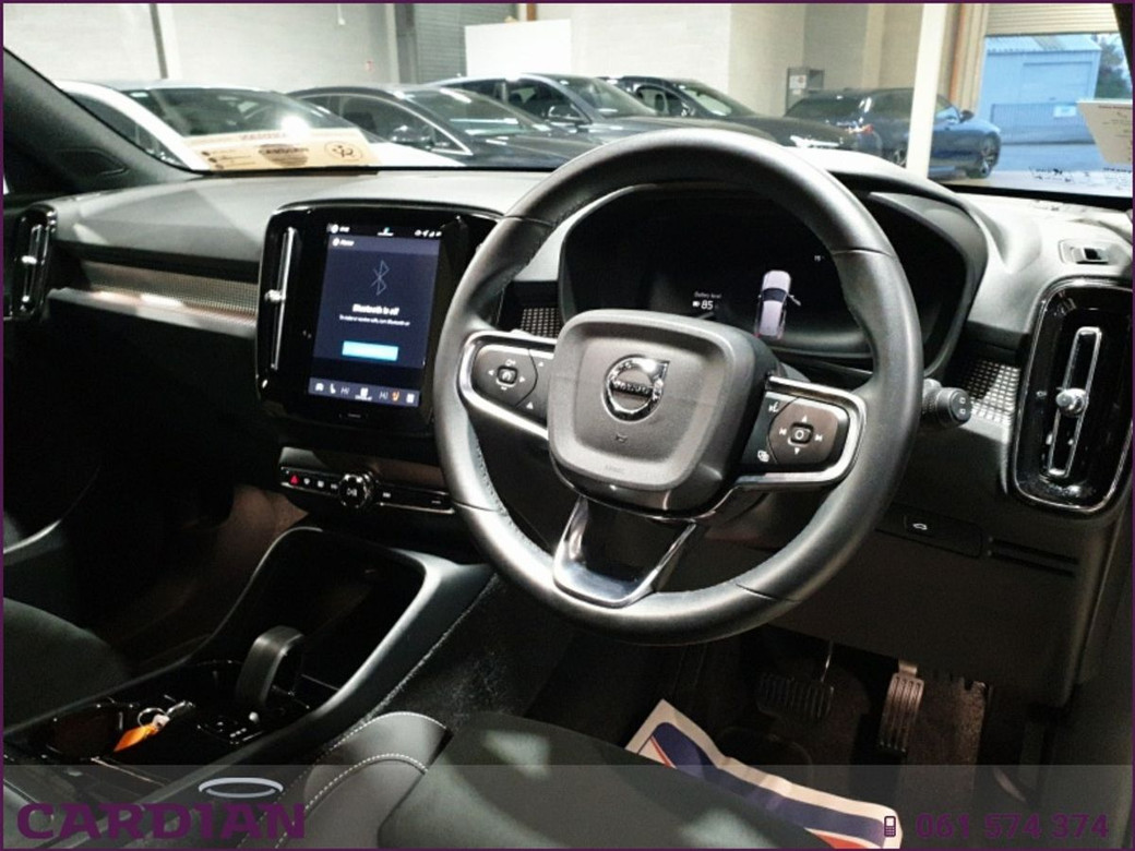 2026 Volvo EX40
