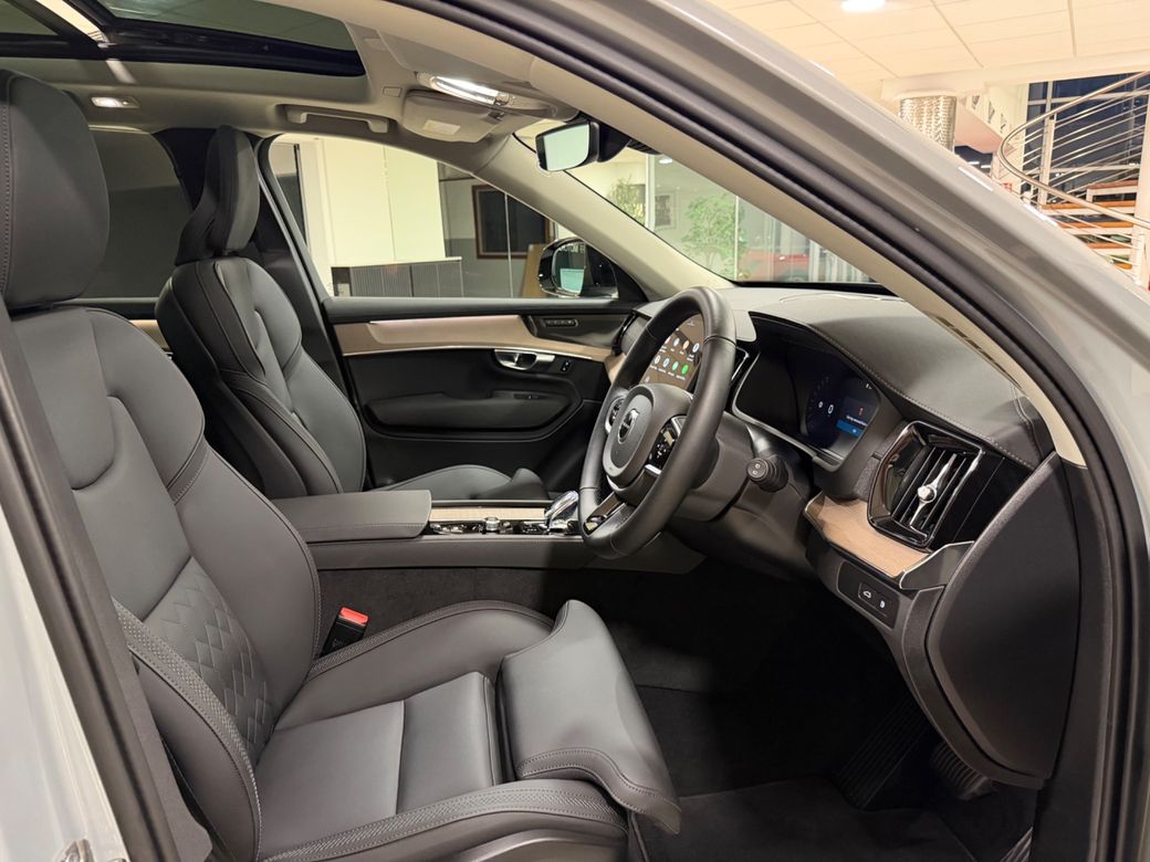 2025 Volvo XC90