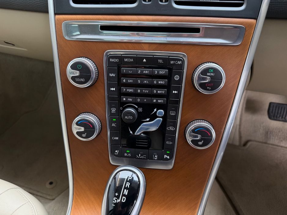 2017 Volvo XC60