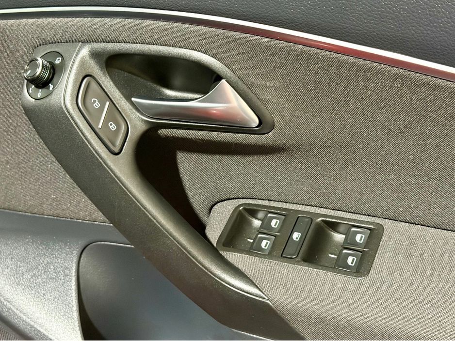 2014 Volkswagen Polo