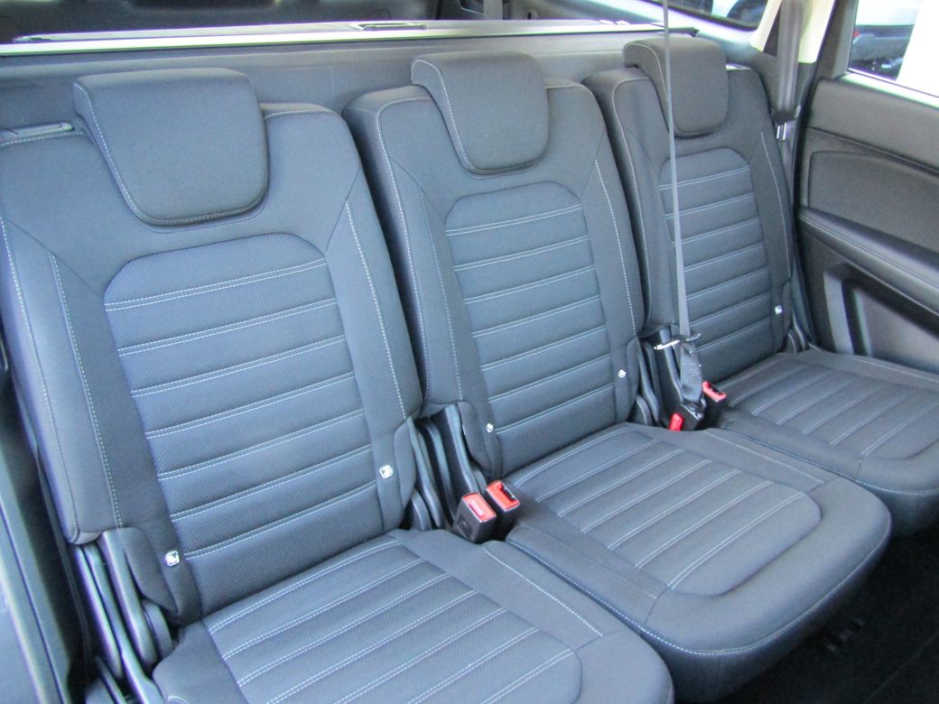 2018 Ford Galaxy