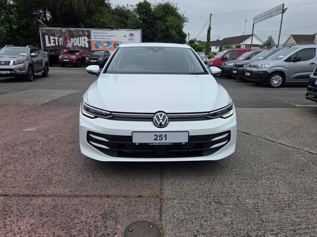 2025 Volkswagen Golf