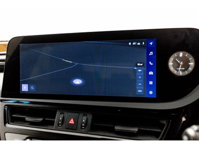 2023 Lexus ES 300h