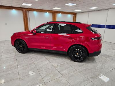 2024 Porsche Cayenne