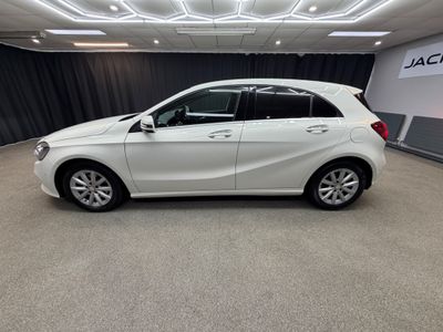 2016 Mercedes-Benz A 180