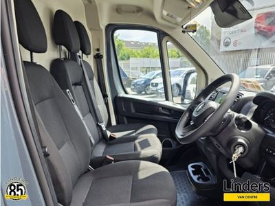 2025 Opel Movano