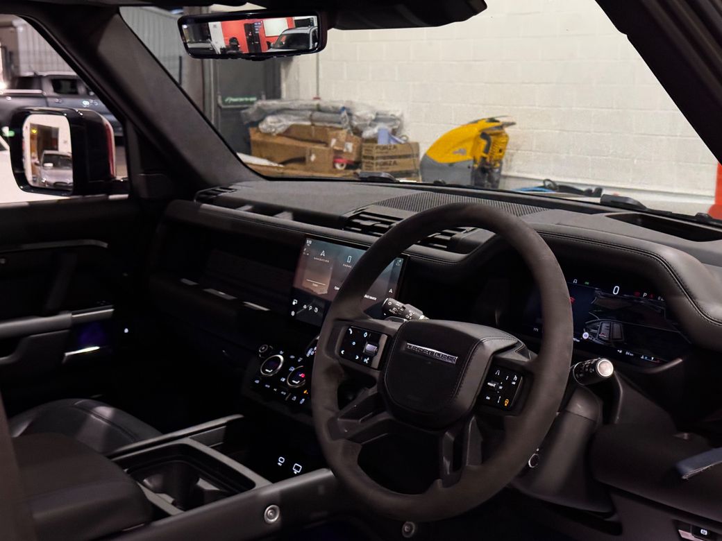 2023 Land Rover Defender