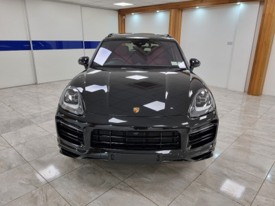 2023 Porsche Cayenne