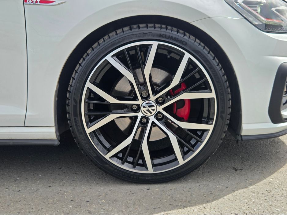 2018 Volkswagen Golf