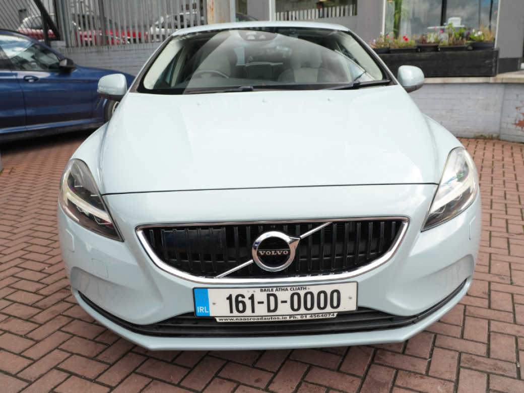2016 Volvo V40