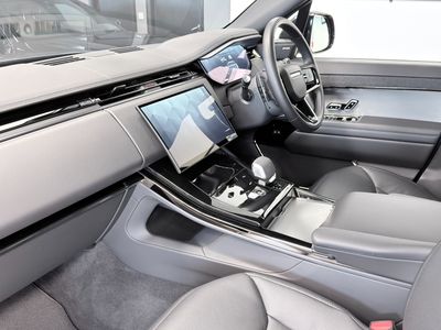 2025 Land Rover Range Rover Sport