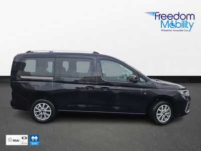 2023 Ford Tourneo