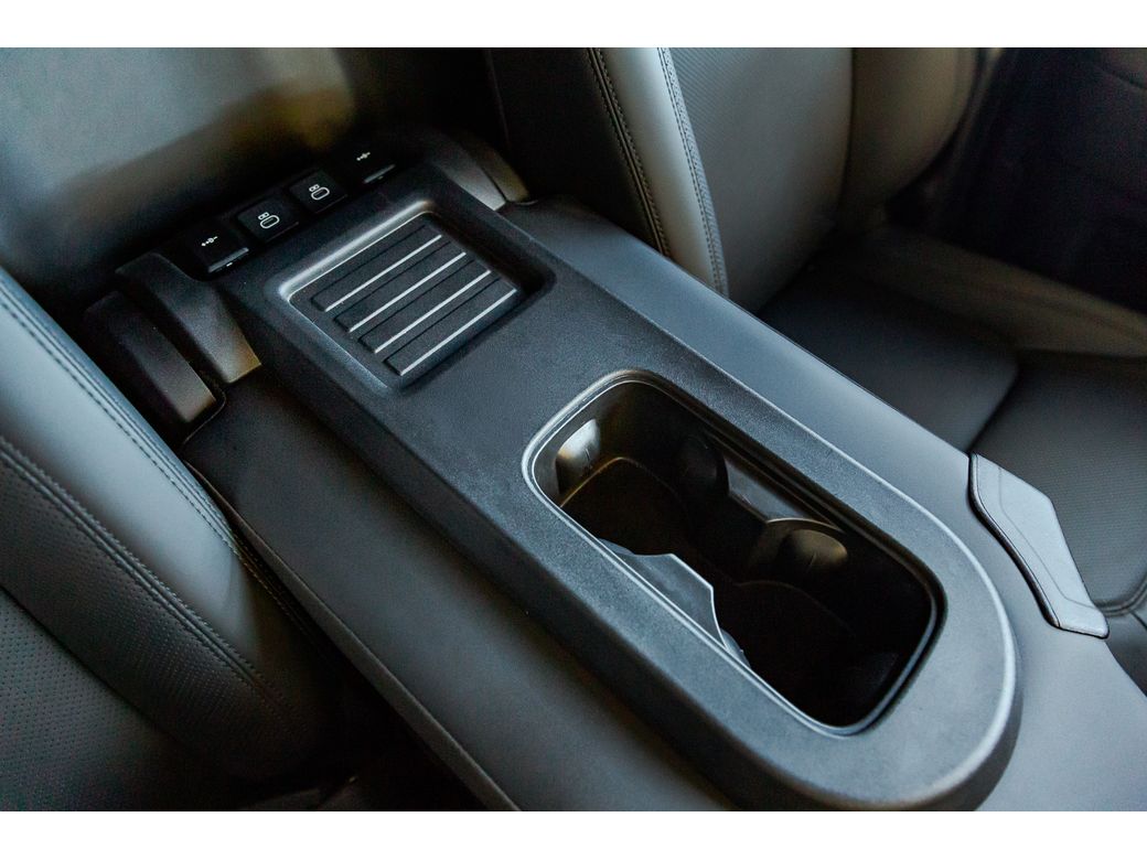 2025 Land Rover Defender