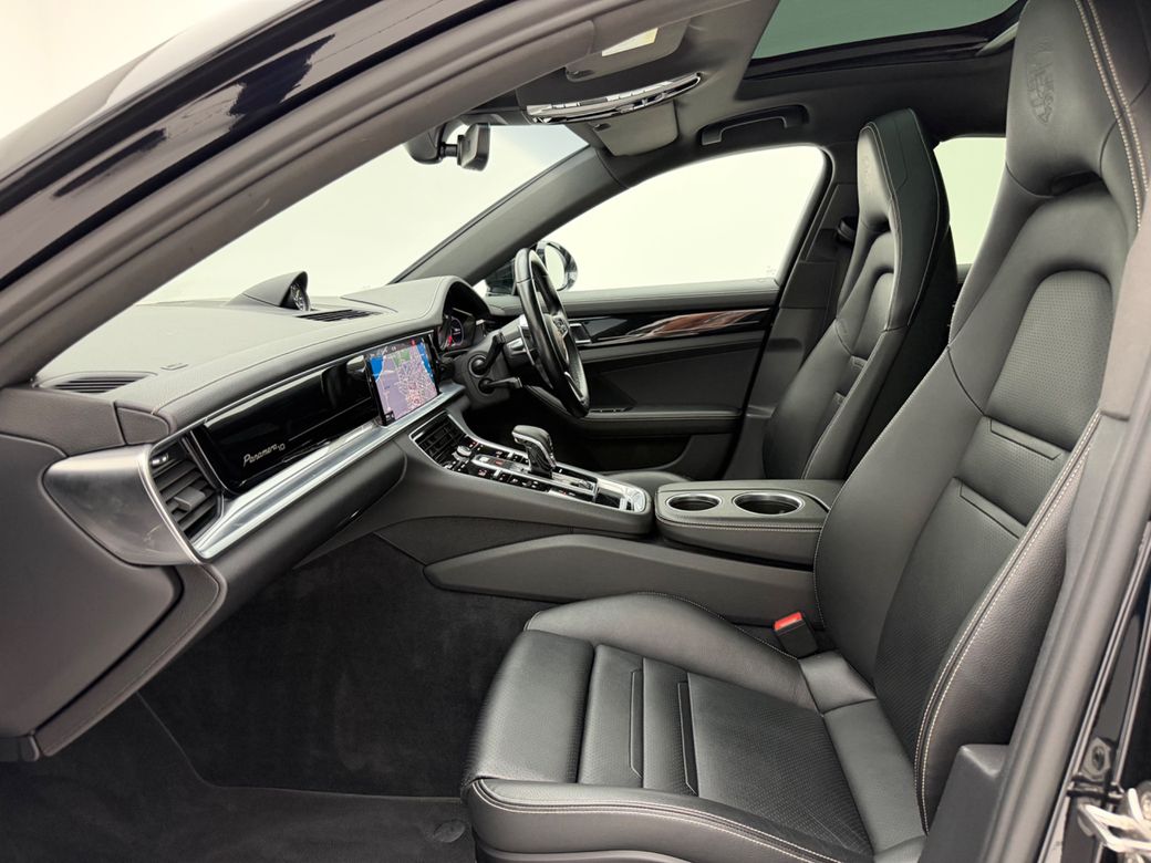 2020 Porsche Panamera