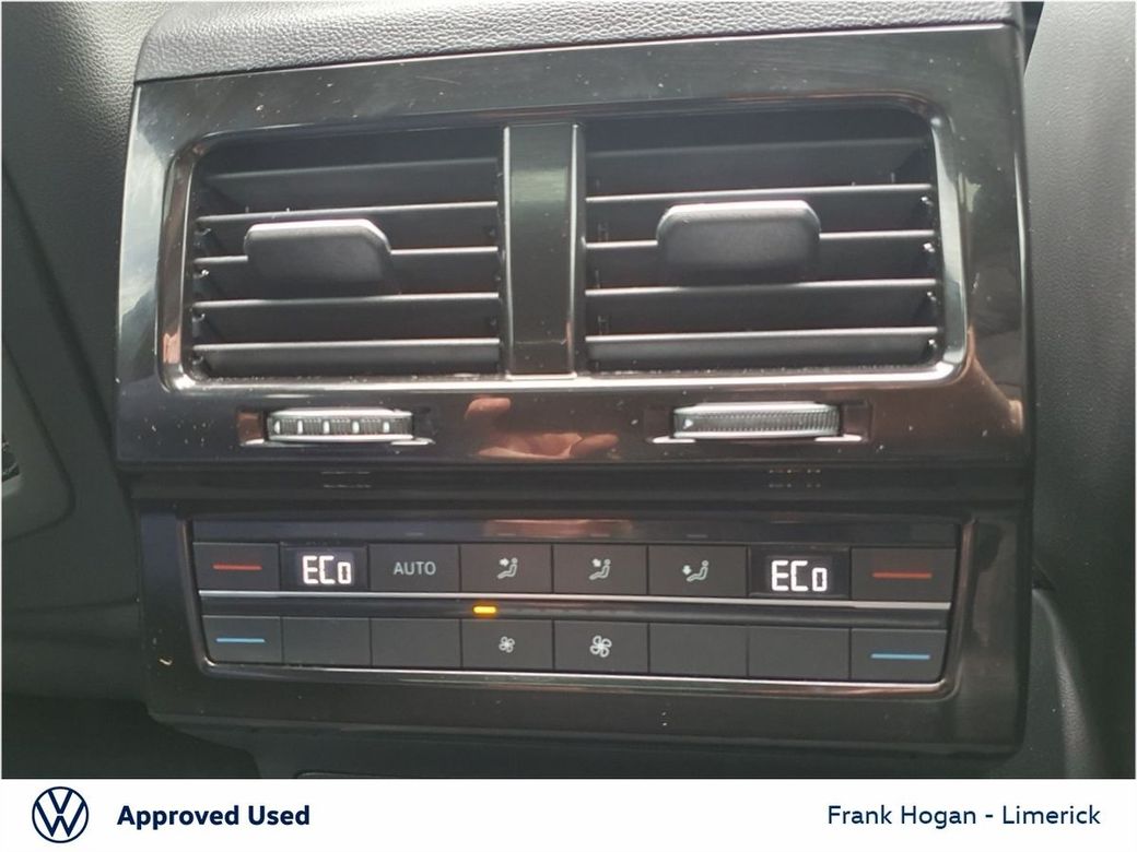 2025 Volkswagen Touareg