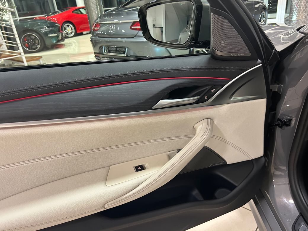 2021 BMW 5 Series