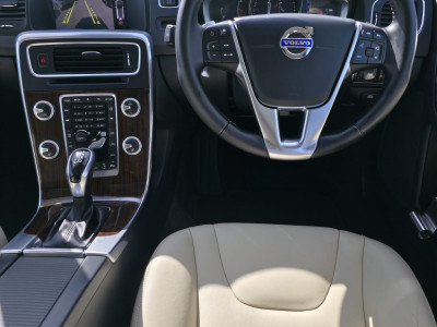 2018 Volvo V60 Cross Country