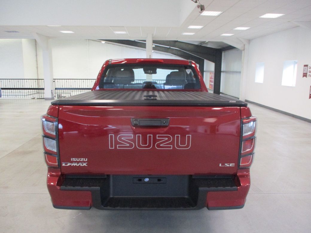 2025 Isuzu D-MAX