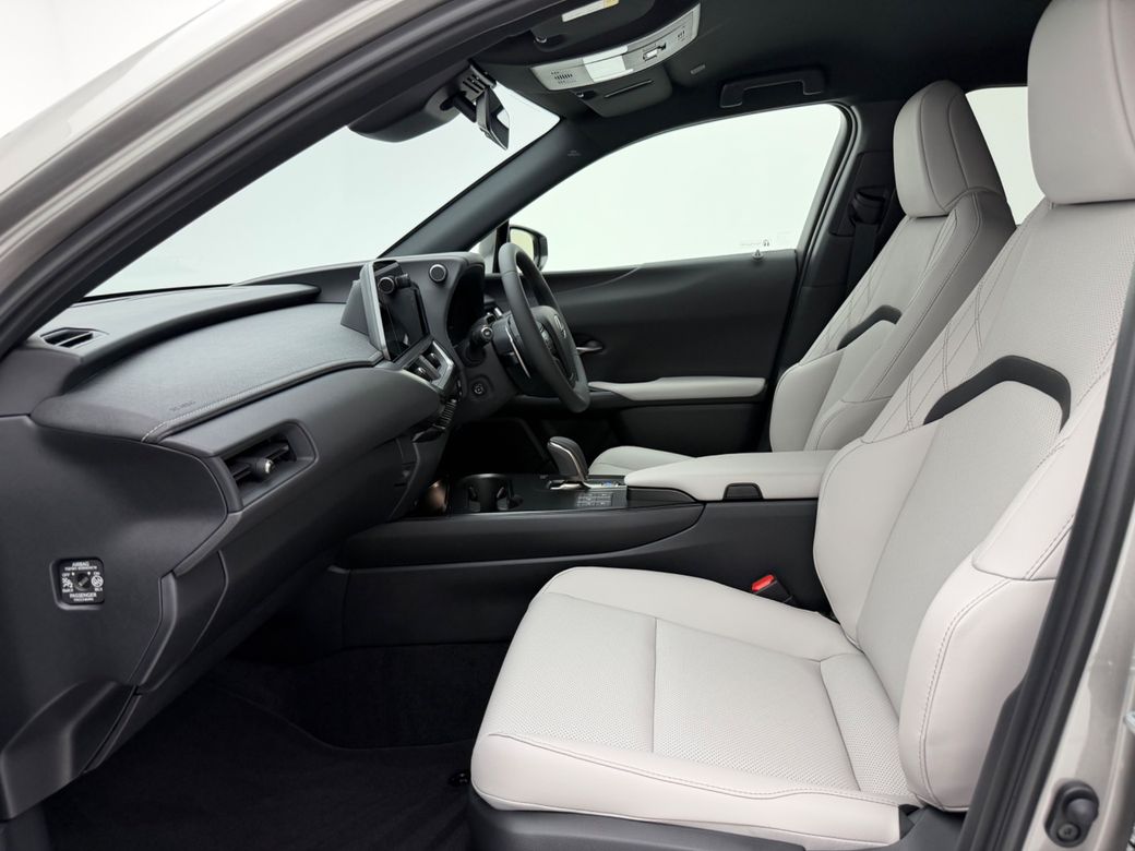 2026 Lexus UX 300e