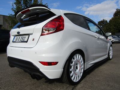 2016 Ford Fiesta