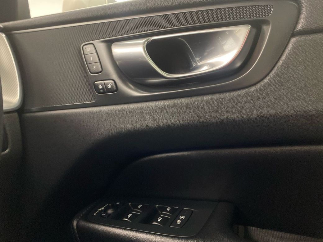 2023 Volvo XC60