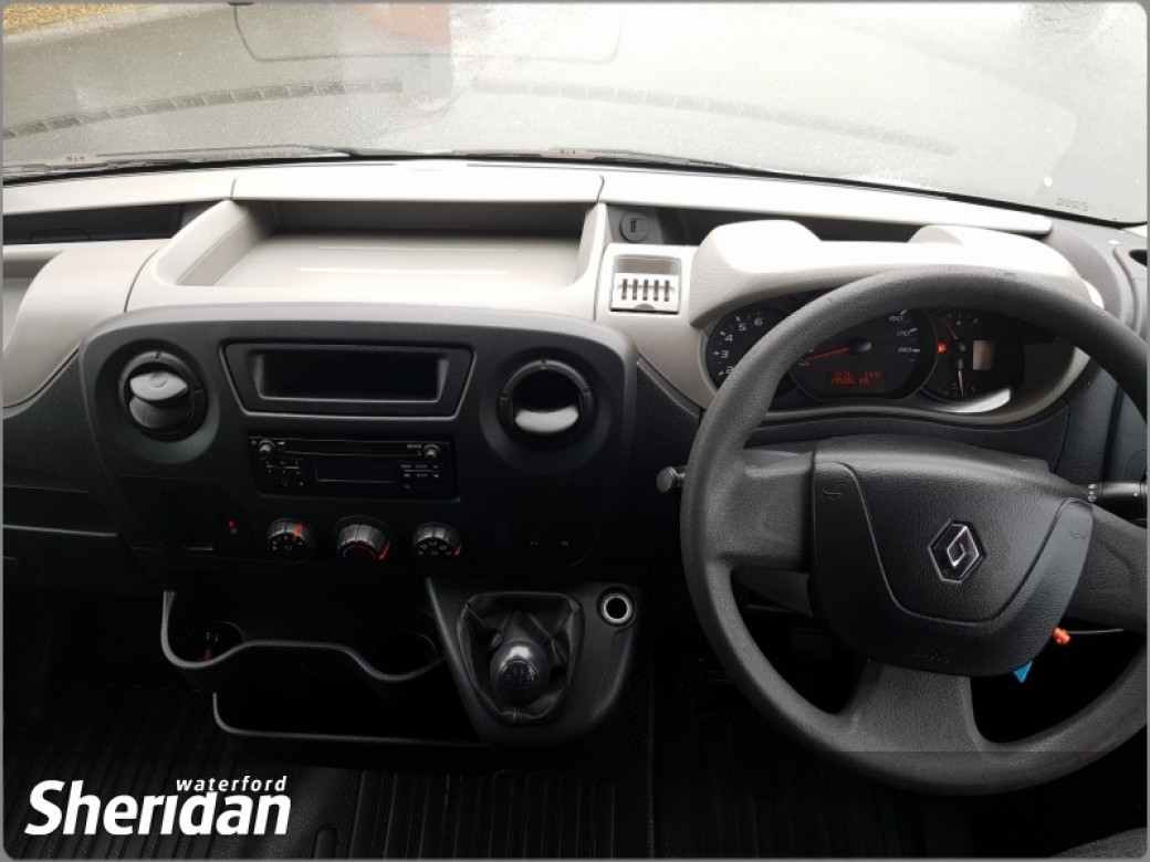 2017 Renault Master