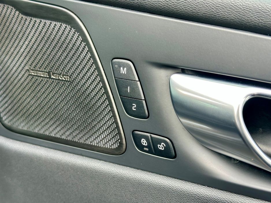 2025 Volvo XC60