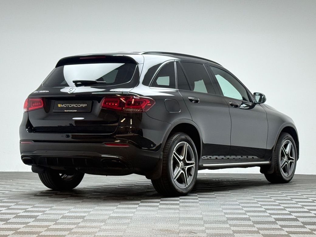 2023 Mercedes-Benz GLC Class