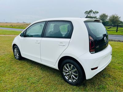 2018 Volkswagen up!