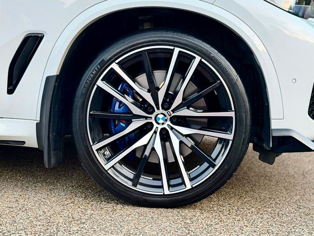 2022 BMW X5
