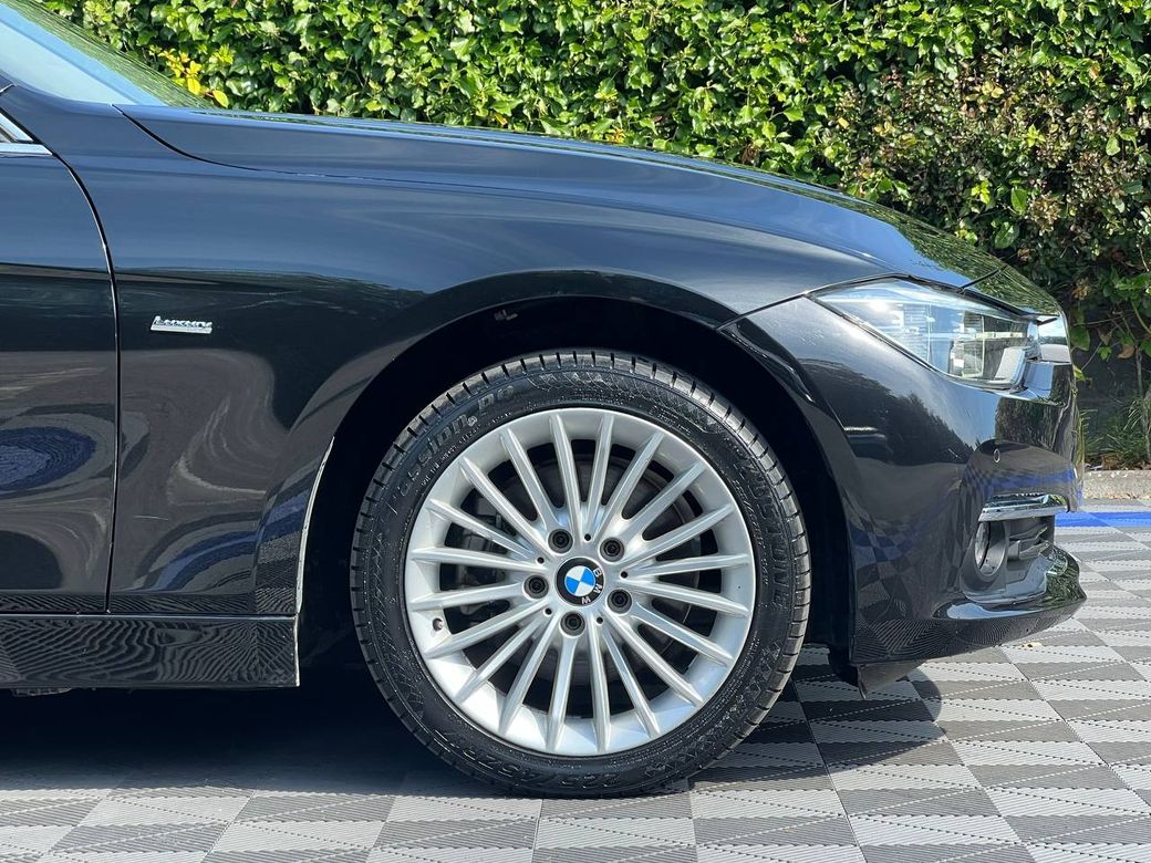 2018 BMW 3 Series