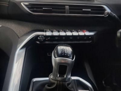2020 Peugeot 3008