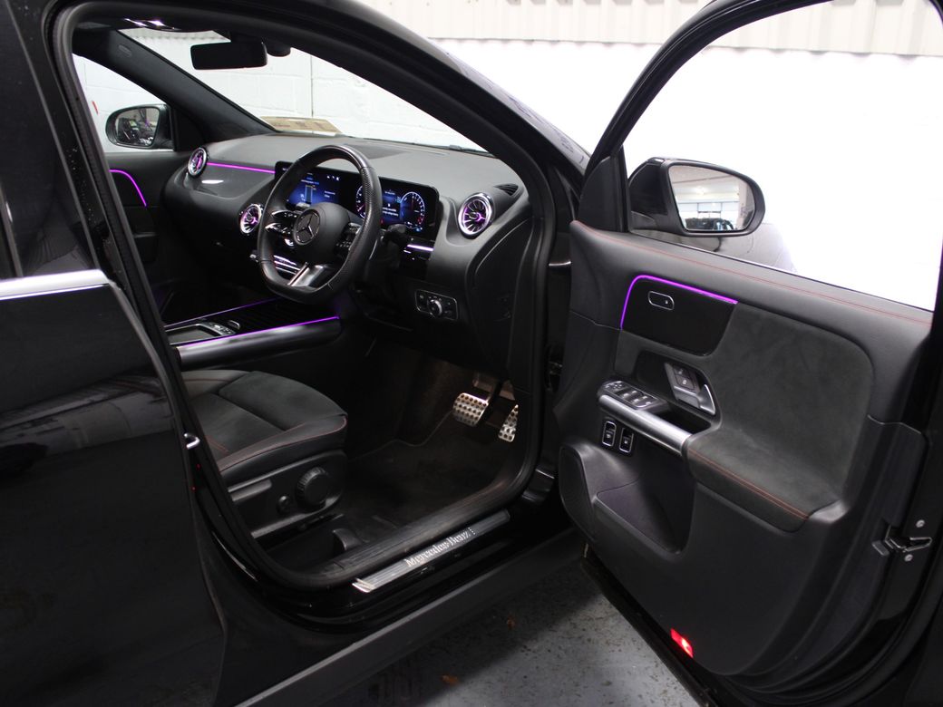 2025 Mercedes-Benz GLA Class