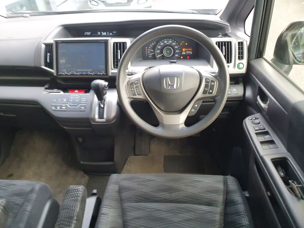 2014 Honda Stepwagon